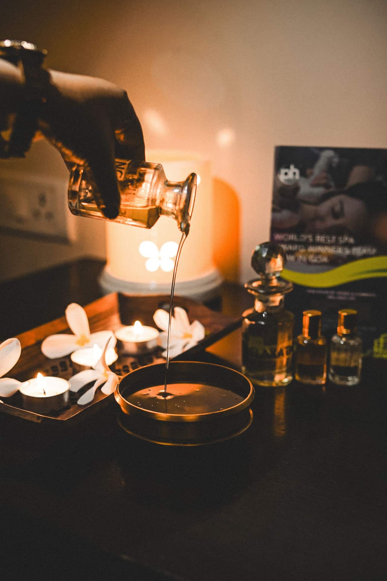 Aromatherapy and neck massage in a serene Indian spa setting