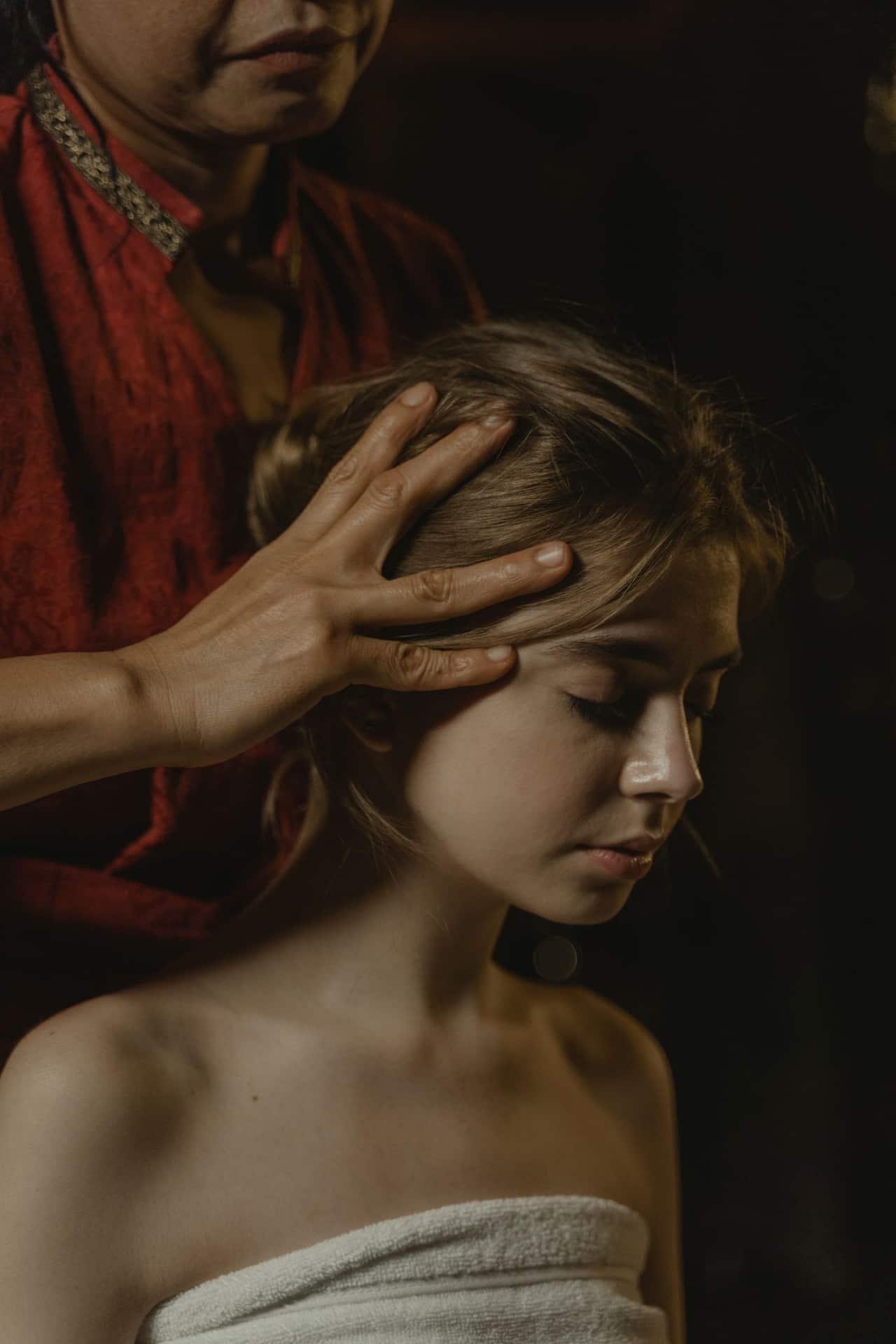 Close-up of relaxing Indian head and neck massage therapy